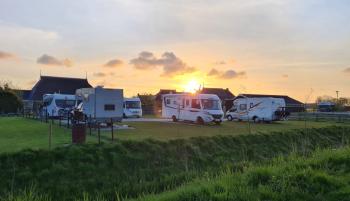 Camperplaats "Oer de Wjuk" — photo 8