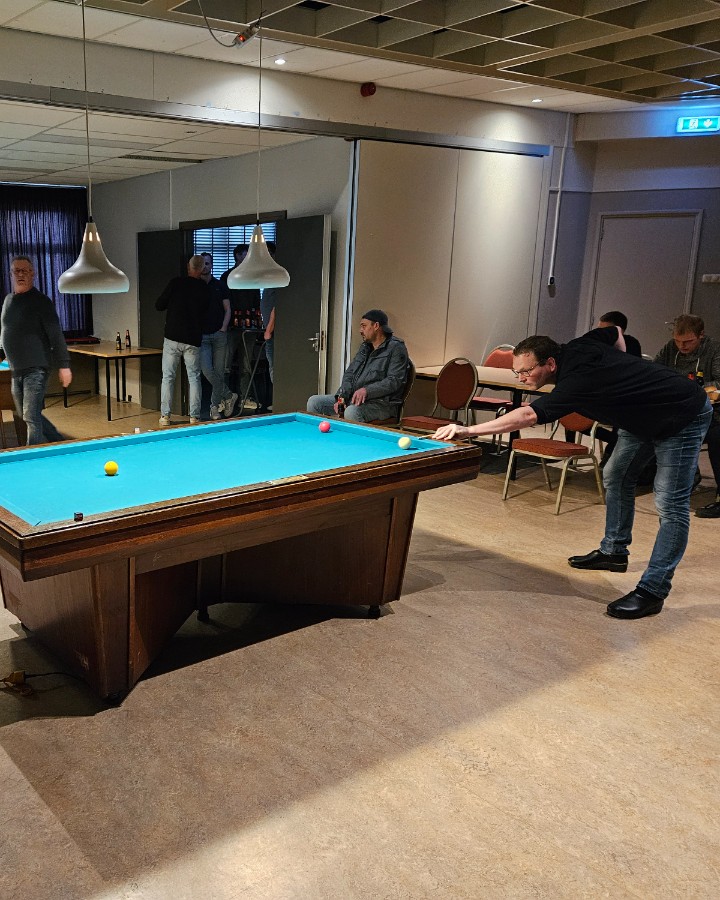 Harm Brander en Klaas Germ van der Weg kampioen maatbiljarten