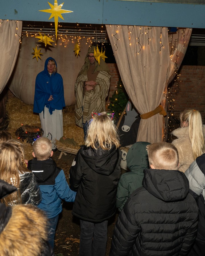 Kinderen It Harspit maken Krystkuier 