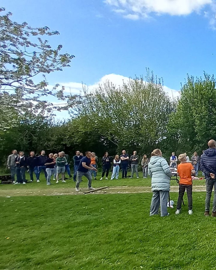 Eieren gooien op Koningsdag